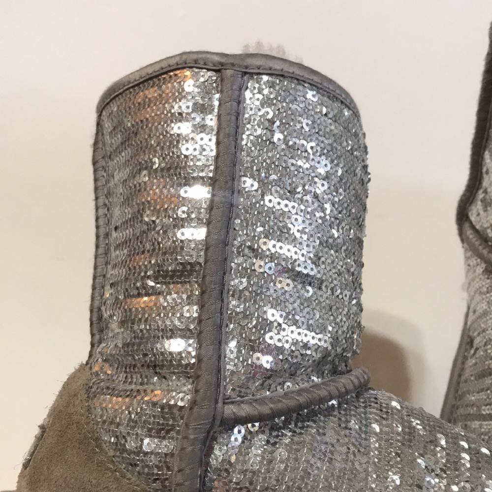 UGG Australia Classic Short Boot Silver Sequin Kid 4 Sheepskin Essential Sparkle - Picture 6 of 17